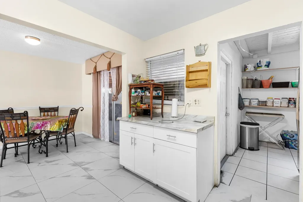 1531 NW 63rd Avenue Sunrise FL 33313