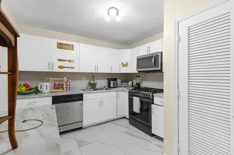 1531 NW 63rd Avenue Sunrise FL 33313
