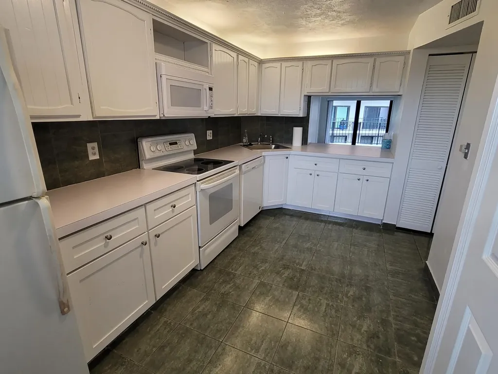 2029 N Ocean Boulevard Fort Lauderdale FL 33305