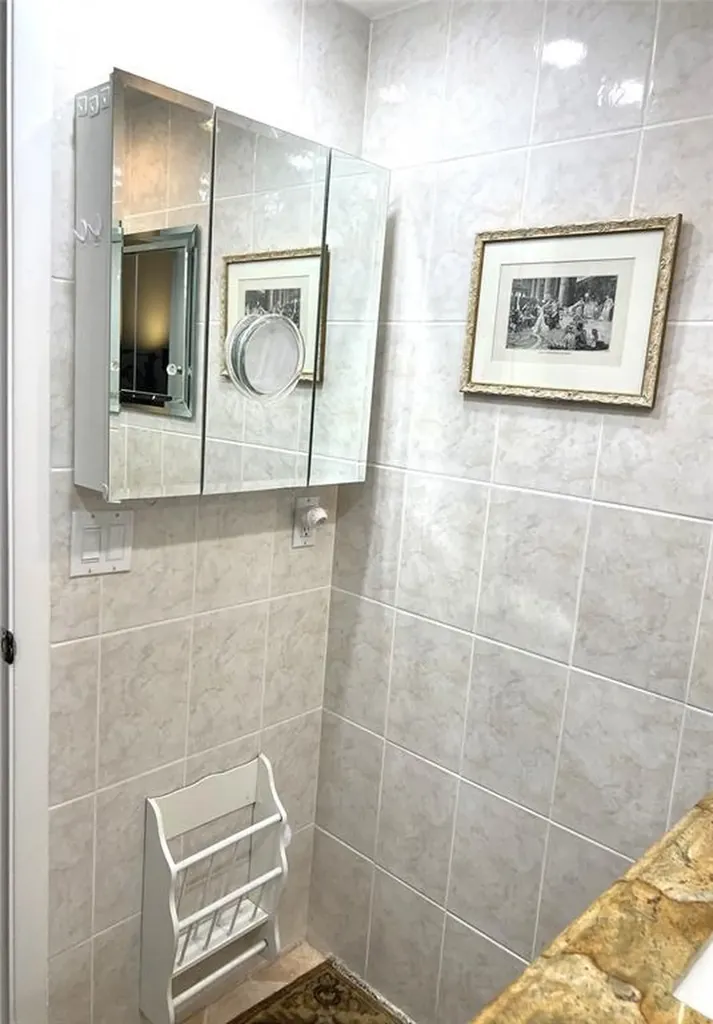 2057 Cambridge C Deerfield Beach FL 33442