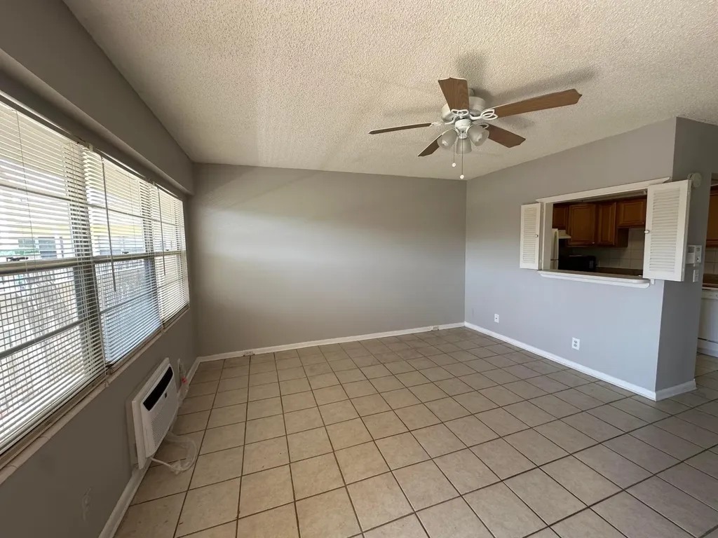 119 Dorset Boca Raton FL 33434