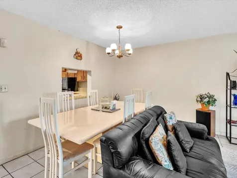 2800 NW 56th Lauderhill FL 33313