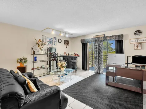 2800 NW 56th Lauderhill FL 33313