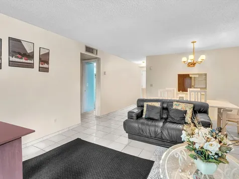 2800 NW 56th Lauderhill FL 33313