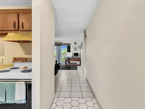 2800 NW 56th Lauderhill FL 33313