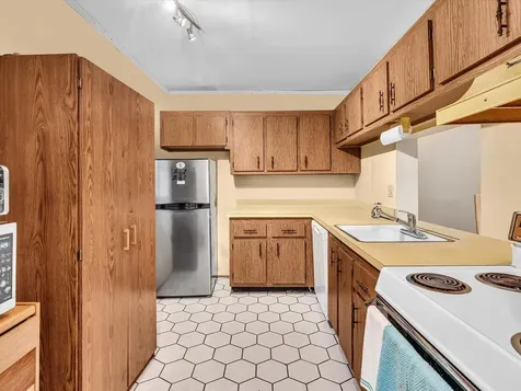 2800 NW 56th Lauderhill FL 33313