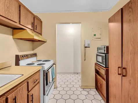 2800 NW 56th Lauderhill FL 33313
