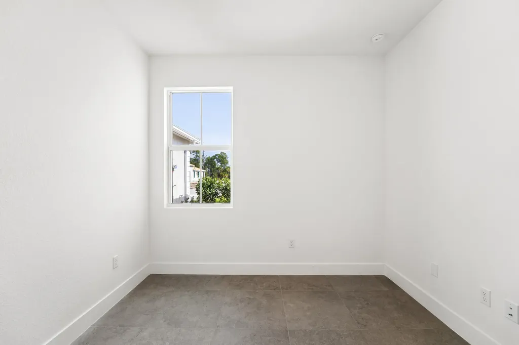 10083 NW Dreamweaver Road Port St Lucie FL 34987