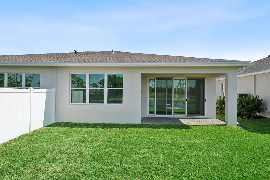 10083 NW Dreamweaver Road Port St Lucie FL 34987