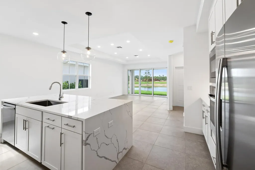 10083 NW Dreamweaver Road Port St Lucie FL 34987