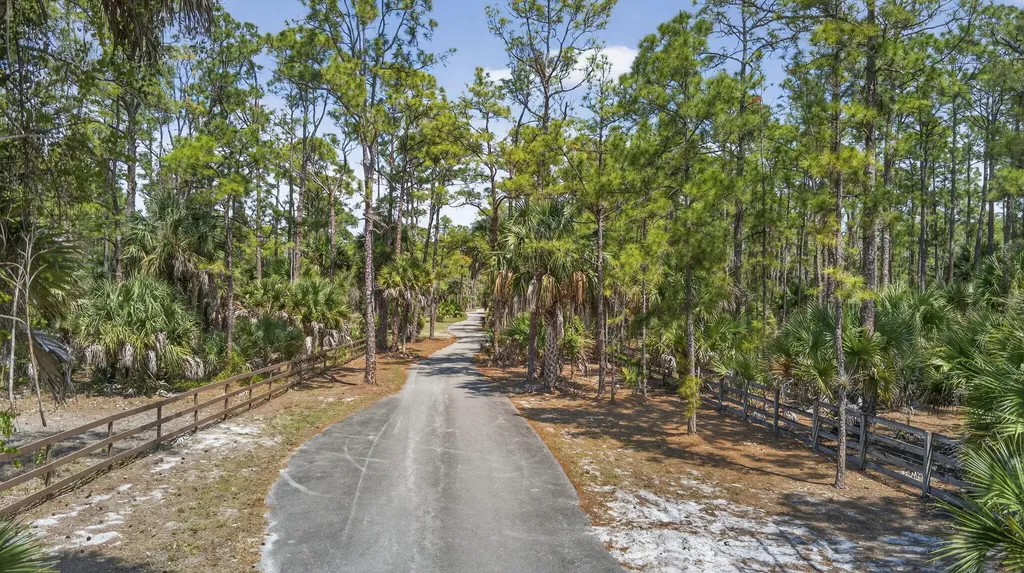 1340 Arabian Drive Loxahatchee FL 33470
