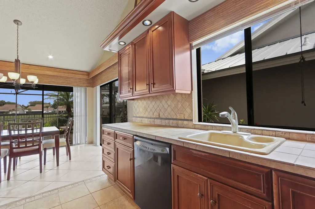 232 E River Park Drive Jupiter FL 33477
