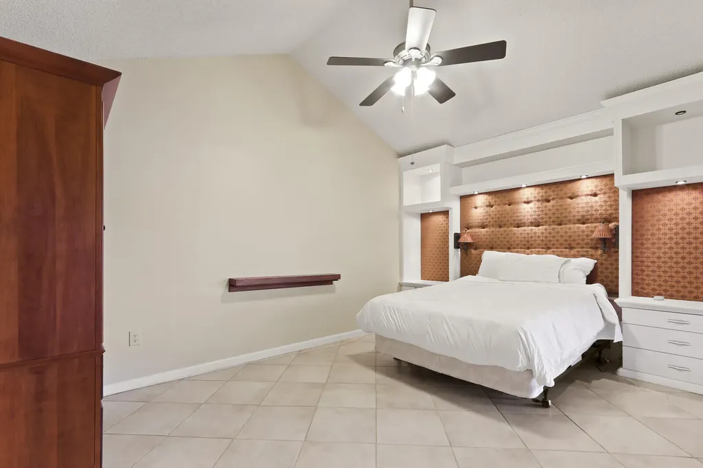 232 E River Park Drive Jupiter FL 33477