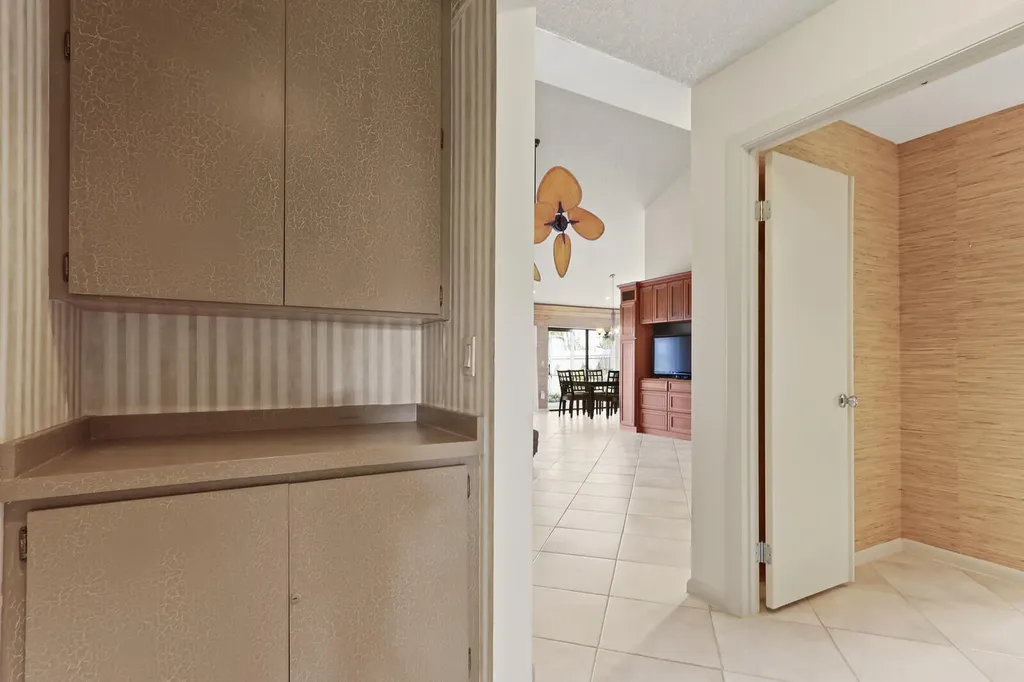 232 E River Park Drive Jupiter FL 33477