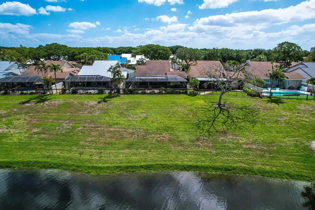 232 E River Park Drive Jupiter FL 33477