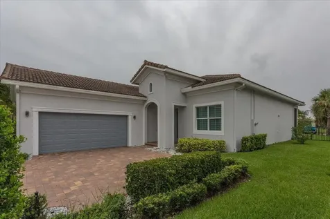 22001 SW Tivolo Way Port St Lucie FL 34986