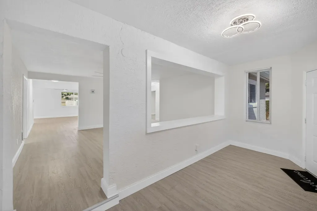2849 SW 10th Street Fort Lauderdale FL 33312