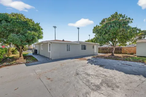 2849 SW 10th Street Fort Lauderdale FL 33312