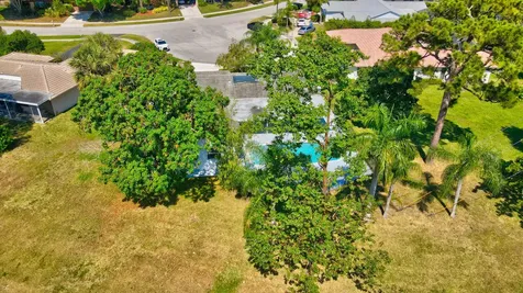 2334 Timbercreek Circle NW Boca Raton FL 33431