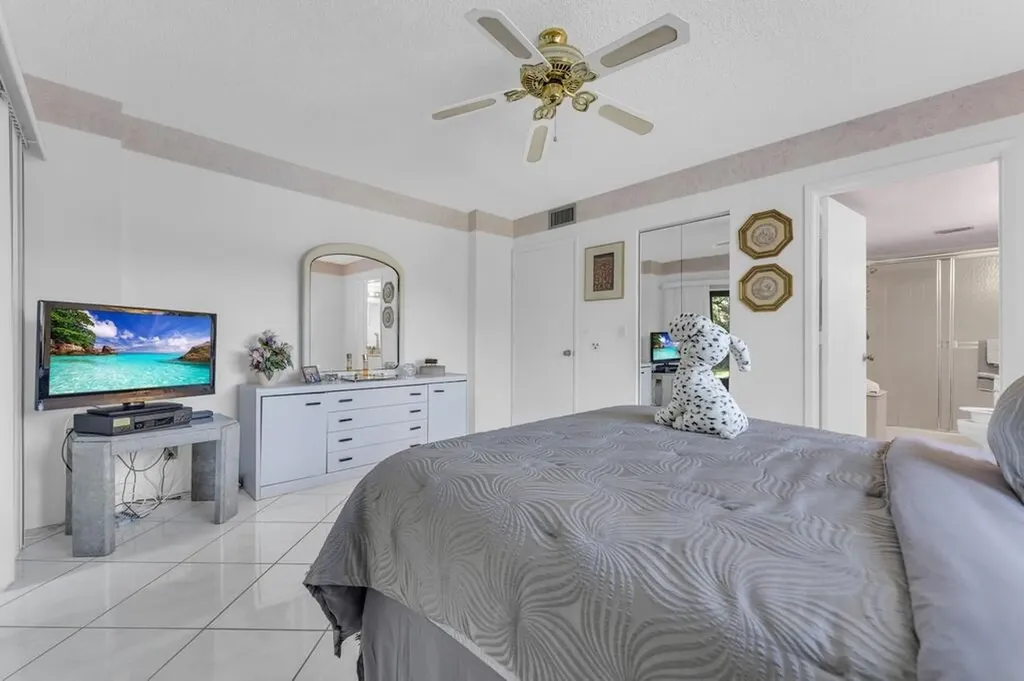 7301 Amberly Lane Delray Beach FL 33446