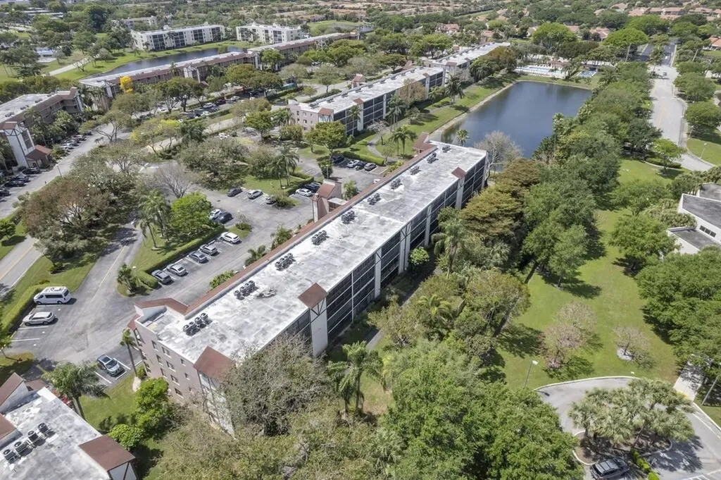 7301 Amberly Lane Delray Beach FL 33446