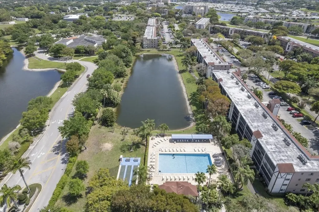 7301 Amberly Lane Delray Beach FL 33446