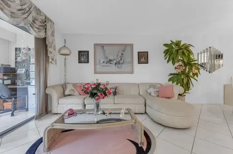 7301 Amberly Lane Delray Beach FL 33446