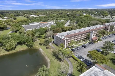 7301 Amberly Lane Delray Beach FL 33446