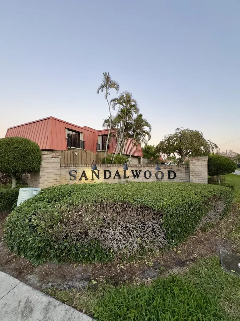3249 Gardens East Drive Palm Beach Gardens FL 33410