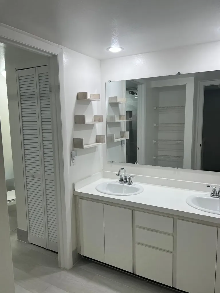 3249 Gardens East Drive Palm Beach Gardens FL 33410