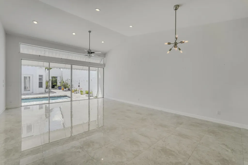 3703 Mykonos Court Boca Raton FL 33487