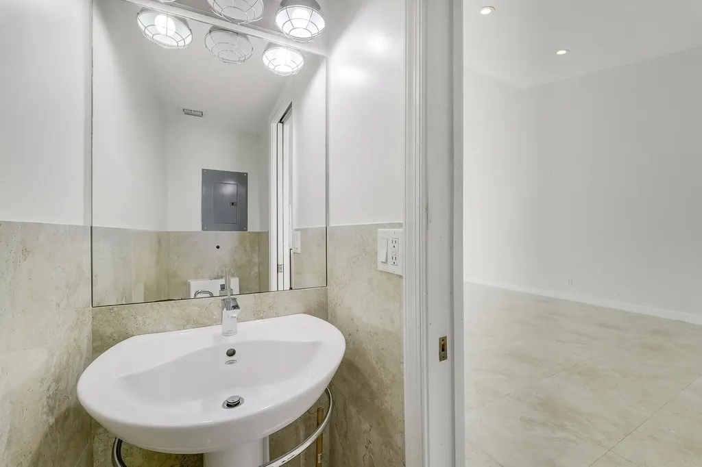 3703 Mykonos Court Boca Raton FL 33487