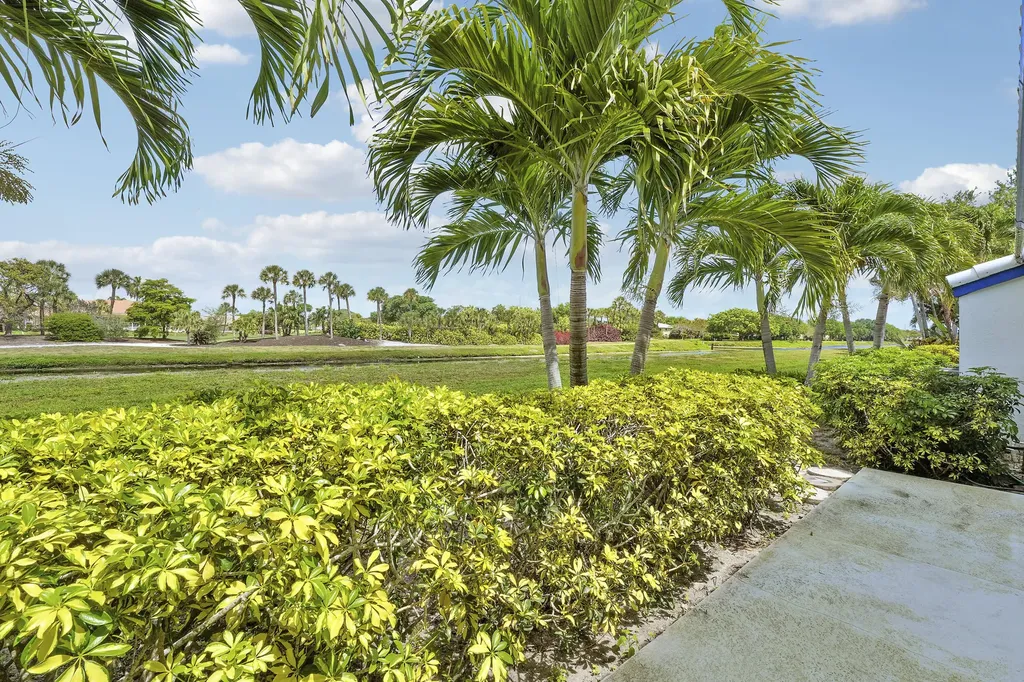 3703 Mykonos Court Boca Raton FL 33487