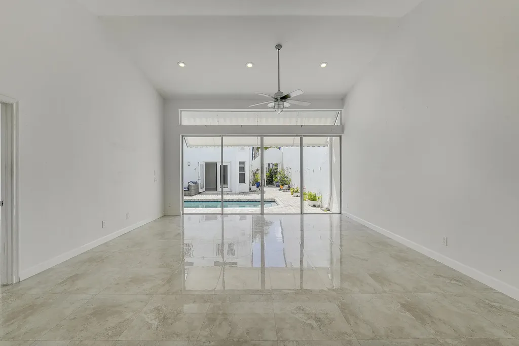 3703 Mykonos Court Boca Raton FL 33487
