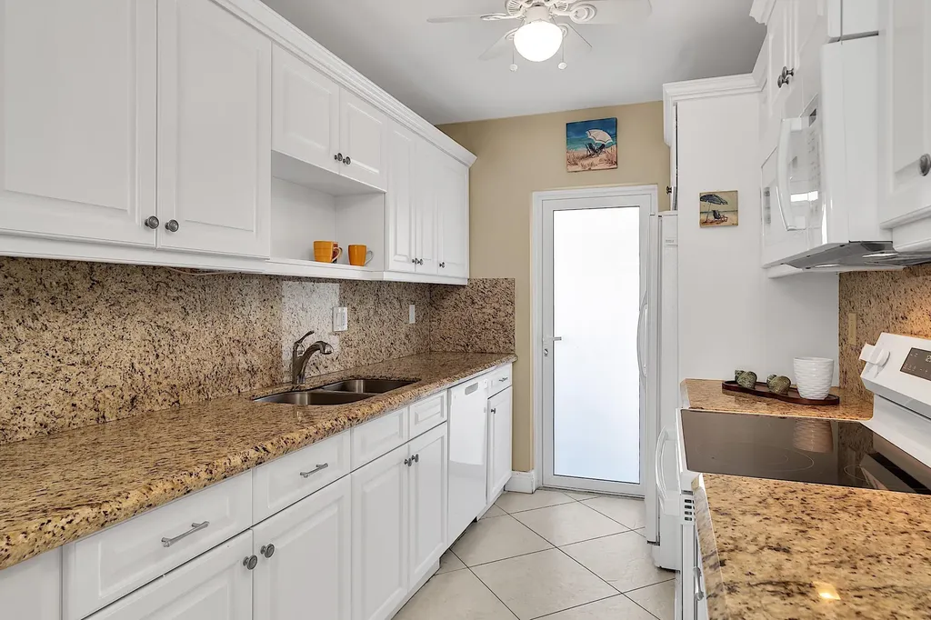 103 NE 19th Avenue Deerfield Beach FL 33441