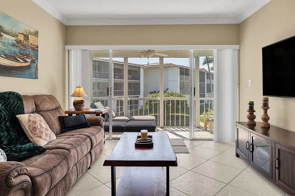 103 NE 19th Avenue Deerfield Beach FL 33441