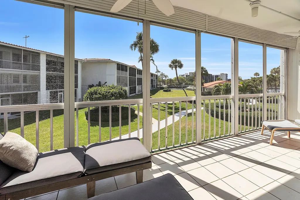 103 NE 19th Avenue Deerfield Beach FL 33441
