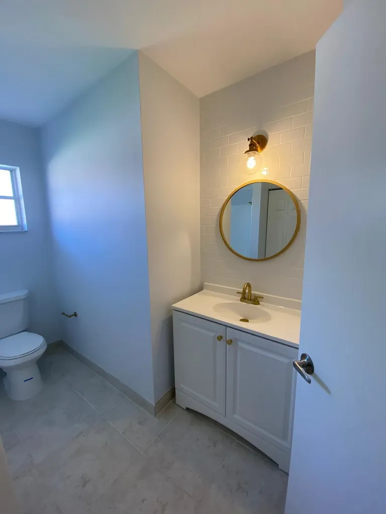 9973 Three Lakes Circle Boca Raton FL 33428
