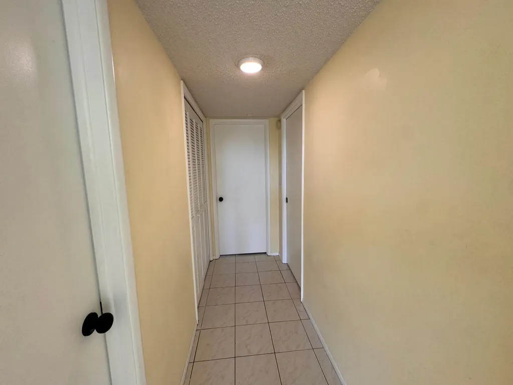 901 Cypress Terrace Pompano Beach FL 33069