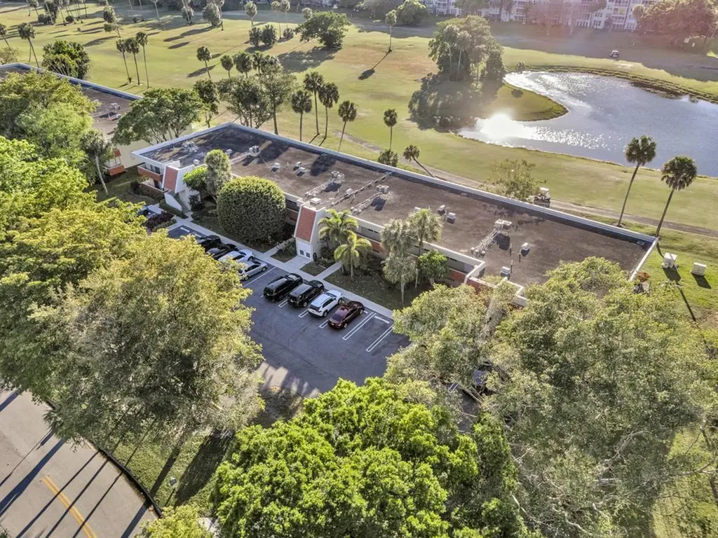 901 Cypress Terrace Pompano Beach FL 33069