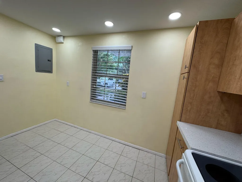 901 Cypress Terrace Pompano Beach FL 33069