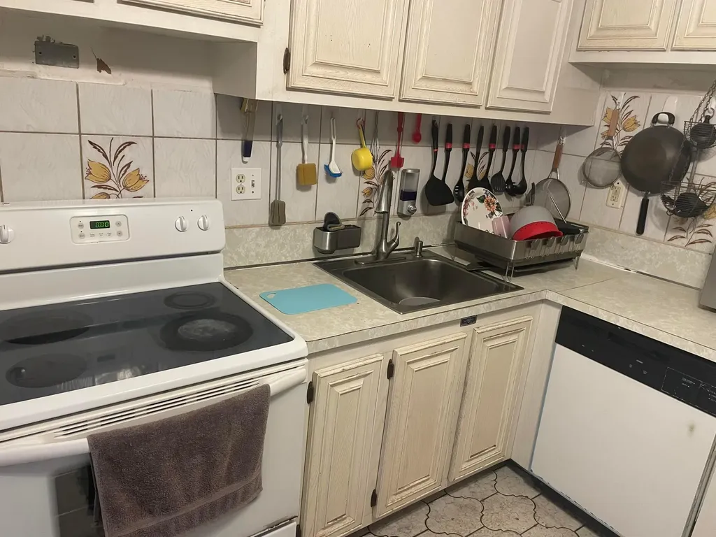 1101 NW 58th Terrace Sunrise FL 33313