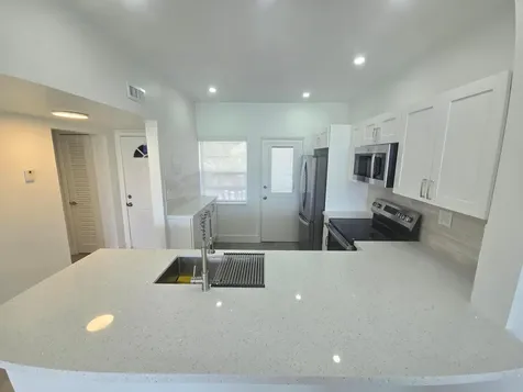 18555 NE 14th Avenue Miami FL 33179