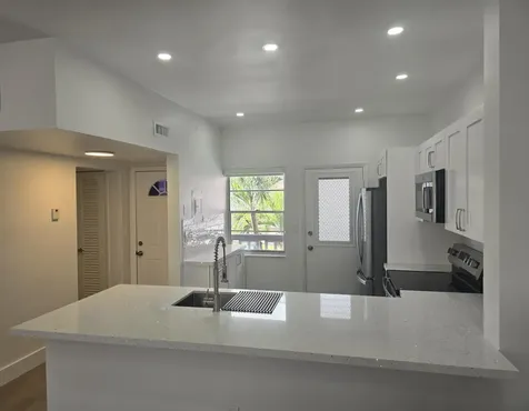 18555 NE 14th Avenue Miami FL 33179
