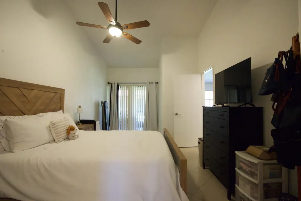 8989 W Sunrise Boulevard Plantation FL 33322