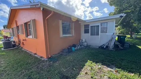 4511 NW 45th Court Tamarac FL 33319