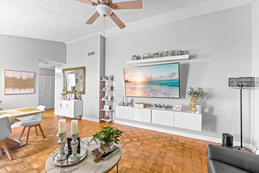 5710 Dewberry Way West Palm Beach FL 33415