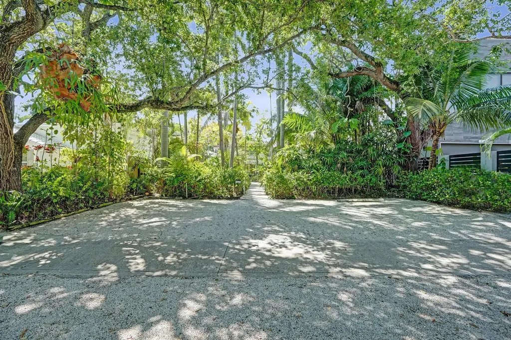 1520 SE 1st Street Fort Lauderdale FL 33301