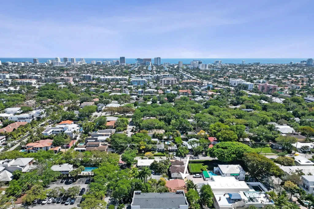 1520 SE 1st Street Fort Lauderdale FL 33301
