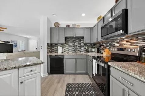 6311 Sandy Bank Terrace Riviera Beach FL 33407